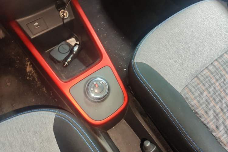 Used Dongfeng NAMMI EX1 2022 Revised PRO YueShi Version Gear Lever