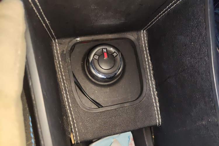 Used Dongfeng NAMMI EX1 2022 PRO Enjoyment Model Gear Lever