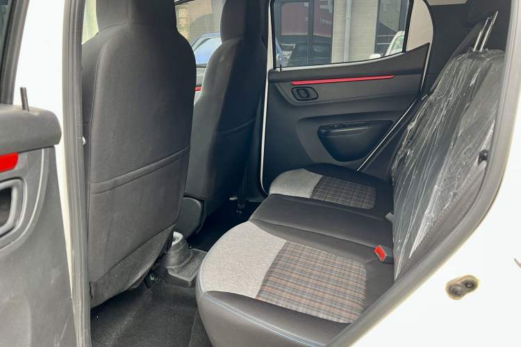 Used Dongfeng NAMMI EX1 2022 PRO Joyful Edition Interior 4