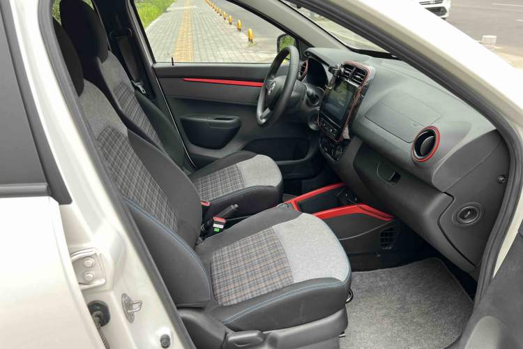 Used Dongfeng NAMMI EX1 2022 PRO Joyful Edition Interior 8