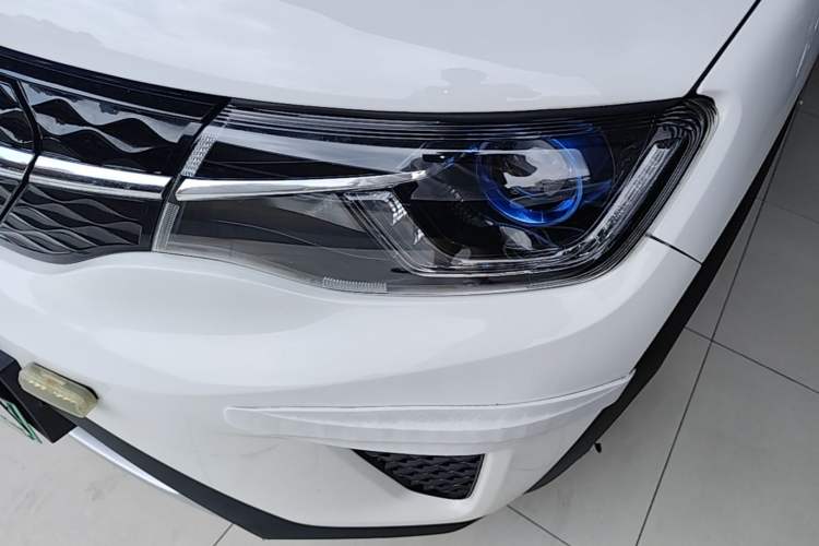Used Dongfeng NAMMI EX1 2022 Revised PRO Yuecheng Version Left Front Headlight