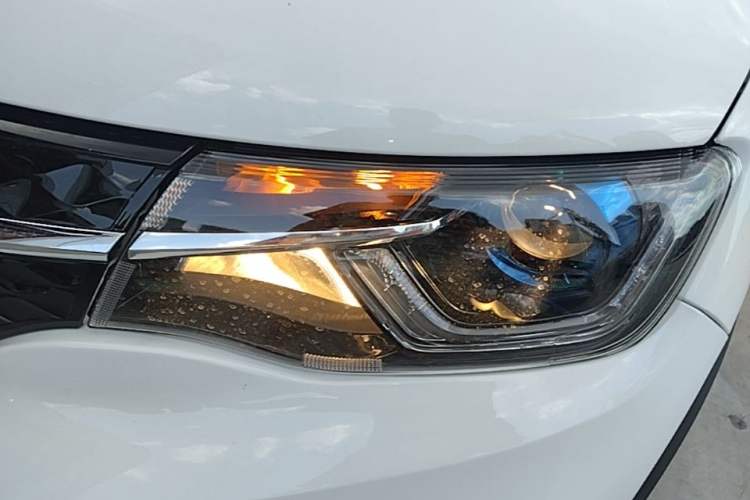 Used Dongfeng NAMMI EX1 2022 Revised PRO YueShi Version Left Front Headlight