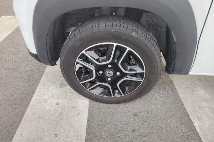 Used Dongfeng NAMMI EX1 2022 PRO Enjoyment Model Left Front Wheel Hub