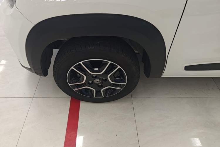 Used Dongfeng NAMMI EX1 2022 Revised PRO YueShi Version Left Front Wheel Hub