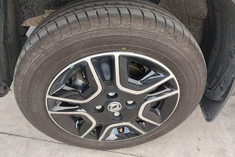 Used Dongfeng NAMMI EX1 2022 Revised PRO YueShi Version Left Front Wheel Hub