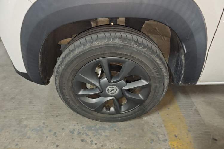 Used Dongfeng NAMMI EX1 2022 Revised PRO Yuecheng Version Left Front Wheel Hub