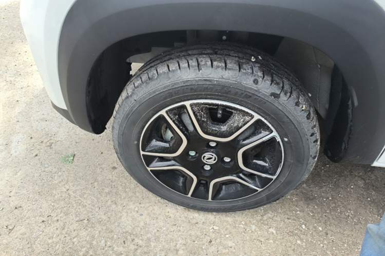 Used Dongfeng NAMMI EX1 2022 Revised PRO YueShi Version Left Front Wheel Hub