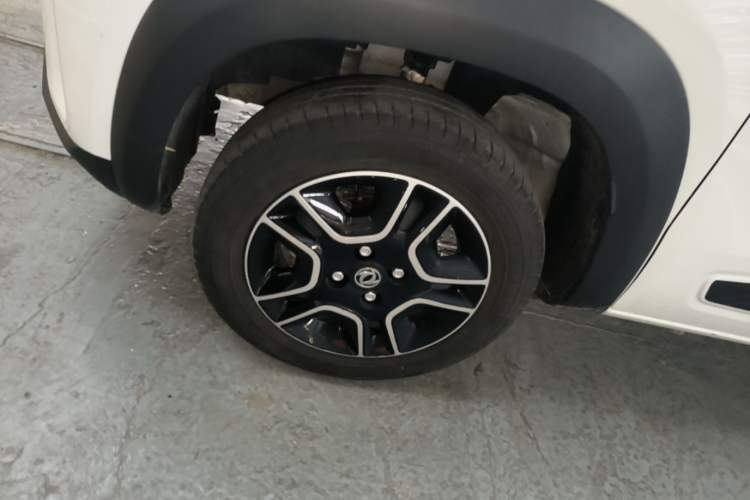 Used Dongfeng NAMMI EX1 2022 PRO Joyful Edition Left Front Wheel Hub