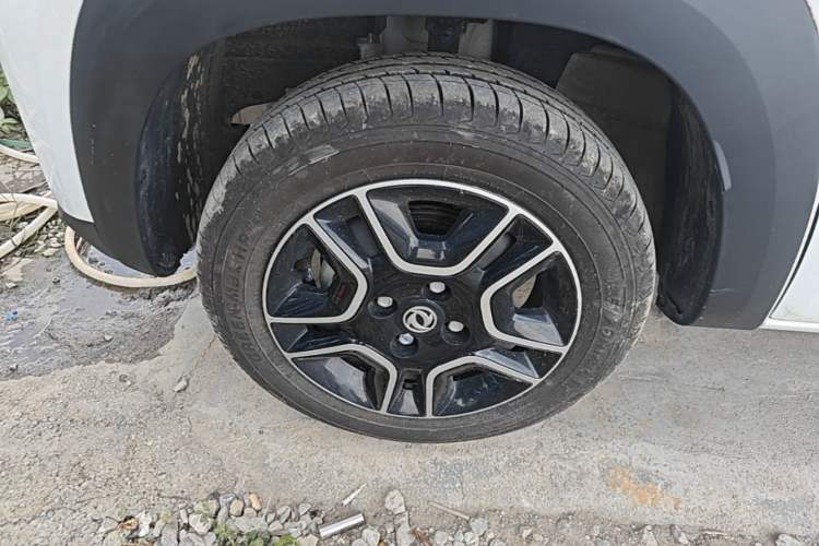 Used Dongfeng NAMMI EX1 2022 Revised PRO Enjoyment Version Left Front Wheel Hub