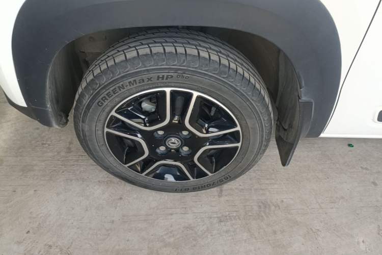 Used Dongfeng NAMMI EX1 2022 Revised PRO Enjoyment Version Left Front Wheel Hub