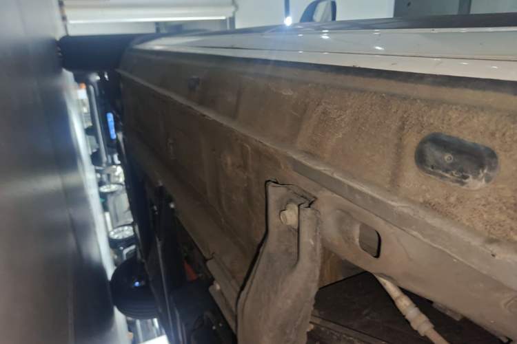 Used Dongfeng NAMMI EX1 2022 Revised PRO YueShi Version Left Side Sill