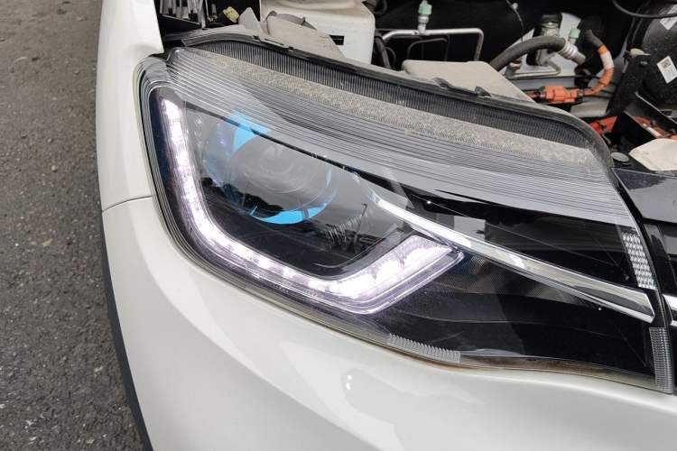 Used Dongfeng NAMMI EX1 2022 Revised PRO Yuecheng Version Right Front Headlight