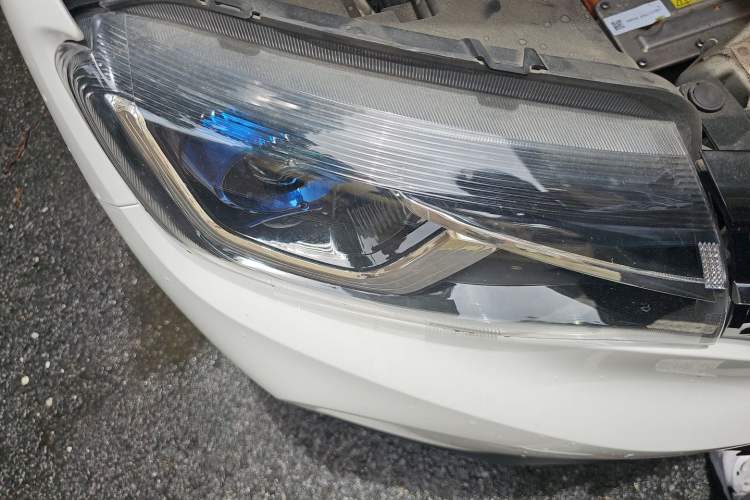 Used Dongfeng NAMMI EX1 2022 Revised PRO Enjoyment Version Right Front Headlight