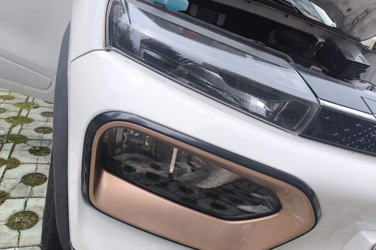 Used Dongfeng NAMMI EX1 2022 PRO Yuecheng Model Right Front Headlight