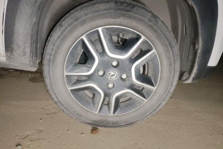 Used Dongfeng NAMMI EX1 2022 Revised PRO Enjoyment Version Right Front Wheel Hub