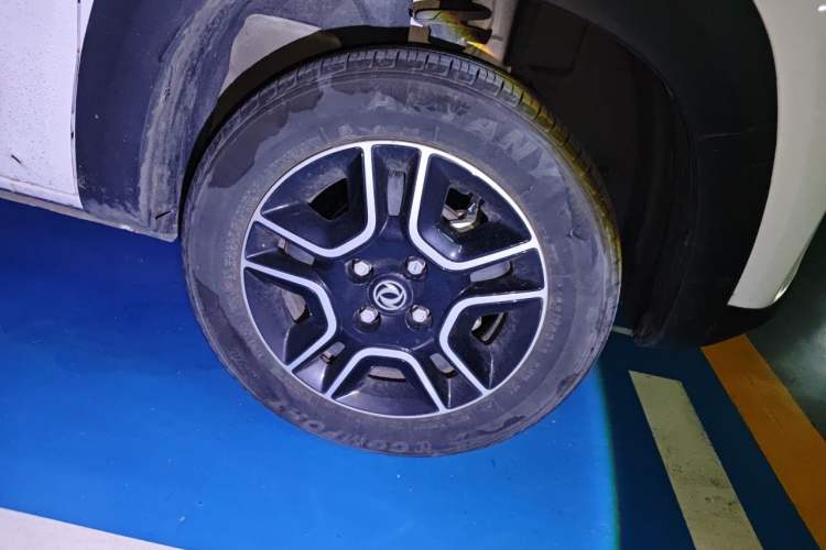 Used Dongfeng NAMMI EX1 2022 Revised PRO Enjoyment Version Right Front Wheel Hub