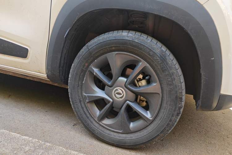 Used Dongfeng NAMMI EX1 2022 PRO Yuecheng Model Right Front Wheel Hub