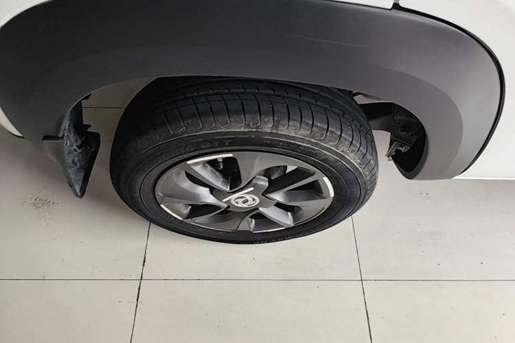 Used Dongfeng NAMMI EX1 2022 Revised PRO Yuecheng Version Right Rear Wheel Hub