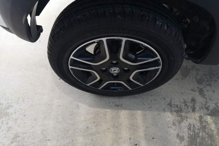 Used Dongfeng NAMMI EX1 2022 Revised PRO Enjoyment Version Right Rear Wheel Hub