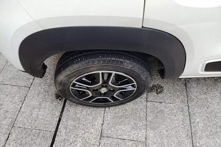 Used Dongfeng NAMMI EX1 2022 Revised PRO Enjoyment Version Right Rear Wheel Hub