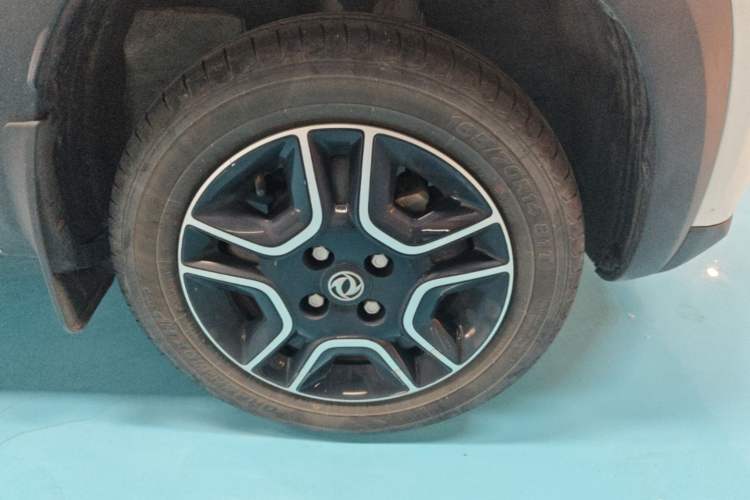 Used Dongfeng NAMMI EX1 2022 Revised PRO Enjoyment Version Right Rear Wheel Hub