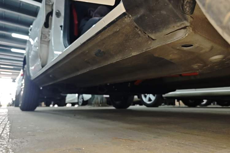 Used Dongfeng NAMMI EX1 2022 Revised PRO Yuecheng Version Right Side Sill