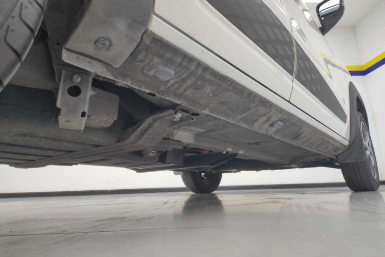 Used Dongfeng NAMMI EX1 2022 Revised PRO Enjoyment Version Right Side Sill
