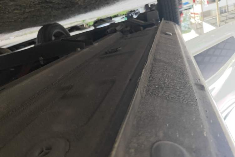 Used Dongfeng NAMMI EX1 2022 Revised PRO Yuecheng Version Right Side Sill