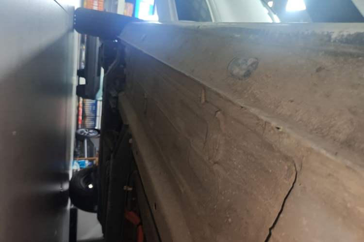 Used Dongfeng NAMMI EX1 2022 Revised PRO YueShi Version Right Side Sill