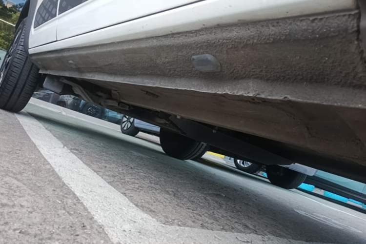 Used Dongfeng NAMMI EX1 2022 Revised PRO Enjoyment Version Right Side Sill