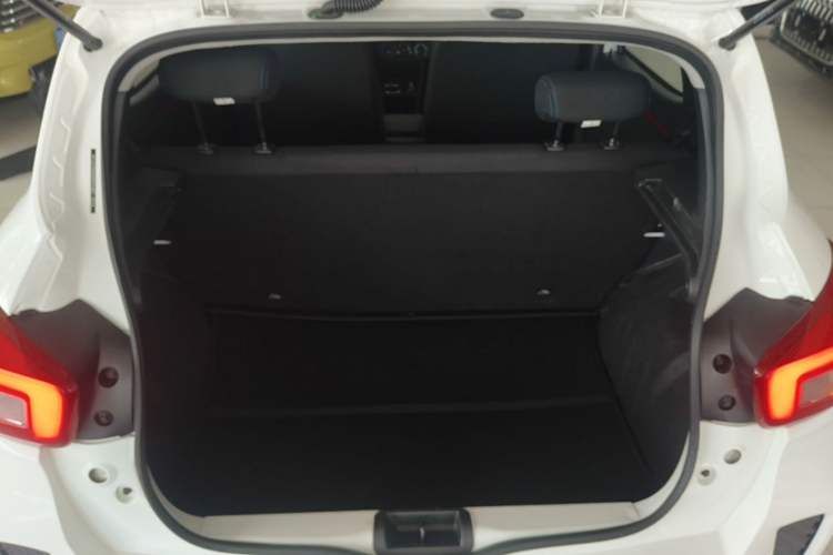 Used Dongfeng NAMMI EX1 2022 Revised PRO YueShi Version Trunk