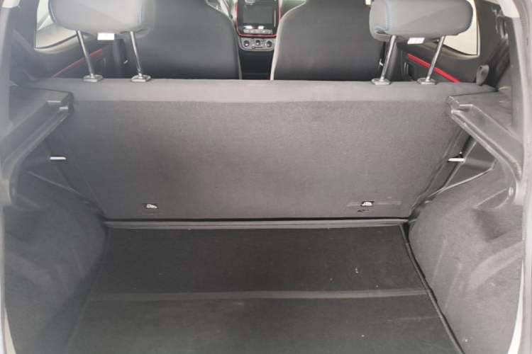 Used Dongfeng NAMMI EX1 2022 Revised PRO YueShi Version Trunk