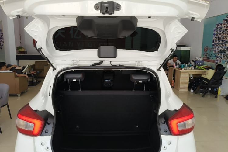 Used Dongfeng NAMMI EX1 2022 PRO Yuecheng Model Trunk
