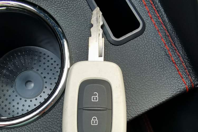 Used Dongfeng NAMMI EX1 2022 PRO Tiger Glory Advanced Model Vehicle Key