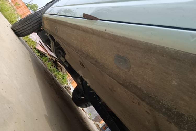 Used Dongfeng NAMMI EX1 2023 PRO Light Wind Edition Lightning Model Right Side Sill