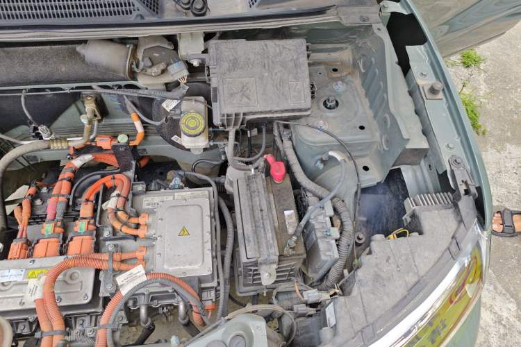 Used Dongfeng NAMMI EX1 2023 PRO Light Wind Edition Lightning Model Engine Bay Left
