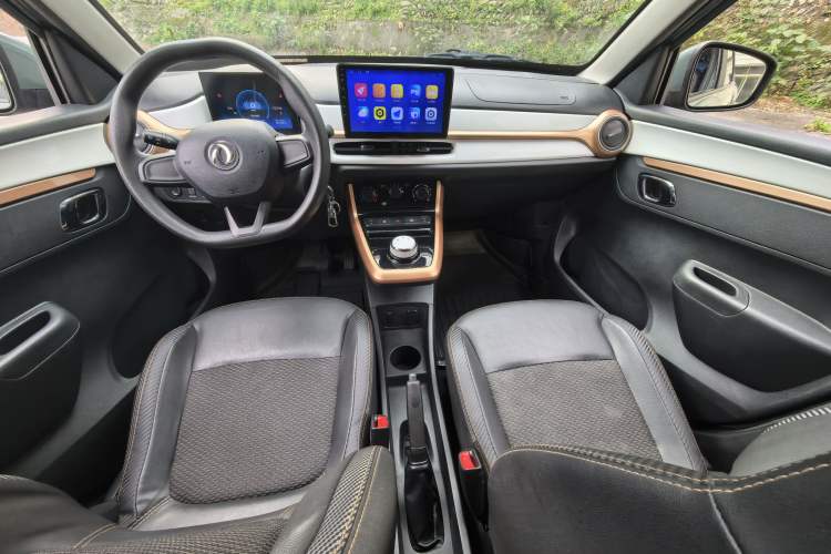Used Dongfeng NAMMI EX1 2023 PRO Light Wind Edition Lightning Model Audio And AC Panel