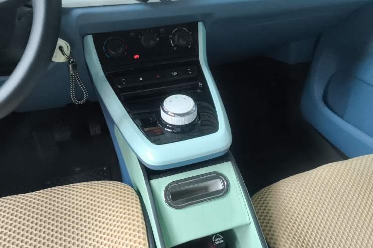 Used Dongfeng NAMMI EX1 2023 PRO Light Wind Edition Lightning Model Gear Lever