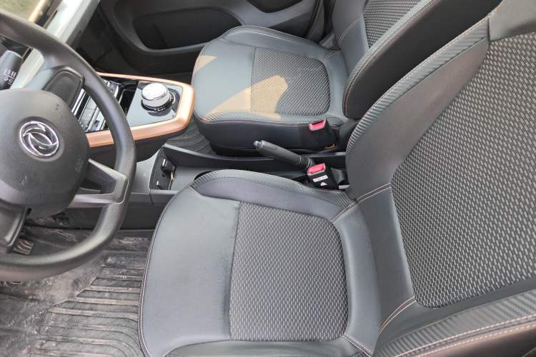 Used Dongfeng NAMMI EX1 2023 PRO Light Wind Edition Lightning Model Left Front Seat