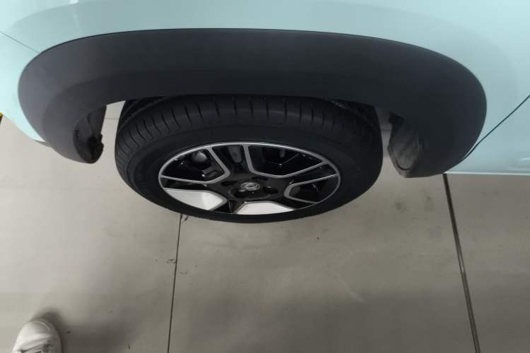 Used Dongfeng NAMMI EX1 2023 PRO Light Wind Edition Lightning Model Left Front Wheel Hub
