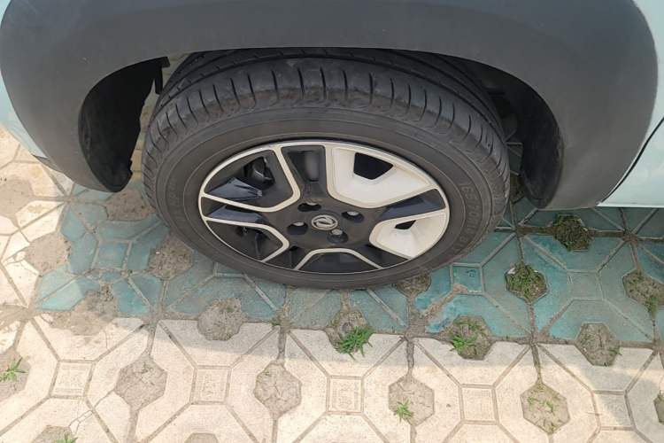 Used Dongfeng NAMMI EX1 2023 PRO Light Wind Edition Lightning Model Left Front Wheel Hub