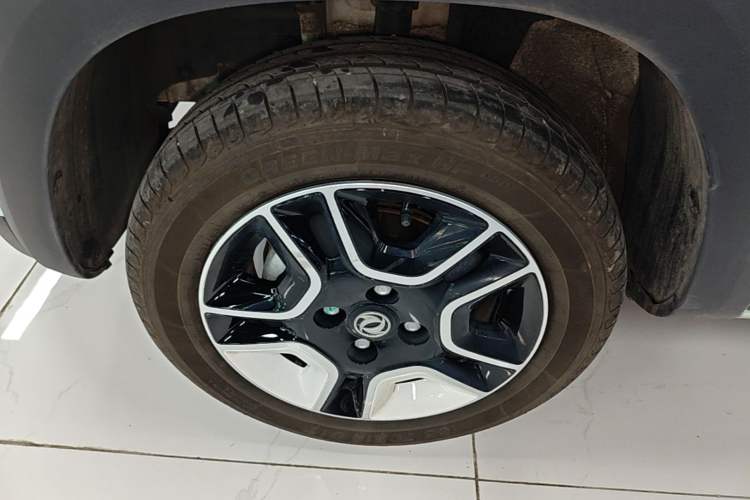 Used Dongfeng NAMMI EX1 2023 PRO Light Wind Edition Standard Model Left Front Wheel Hub