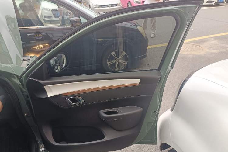 Used Dongfeng NAMMI EX1 2023 PRO Light Wind Edition Lightning Model Right Front Door Interior