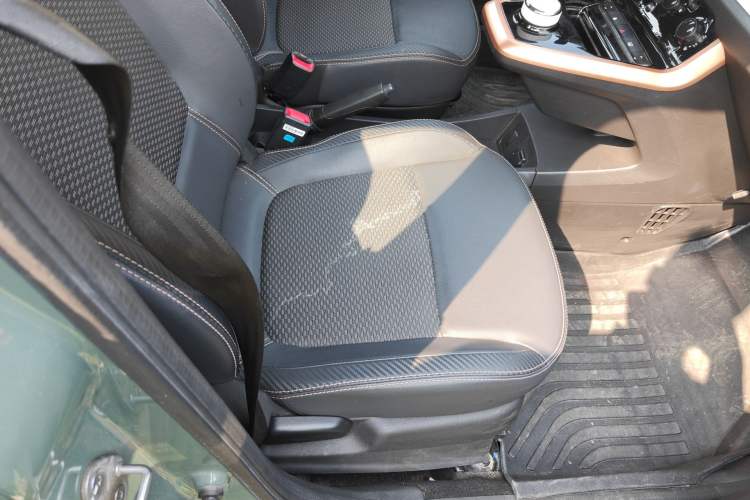 Used Dongfeng NAMMI EX1 2023 PRO Light Wind Edition Lightning Model Right Front Seat