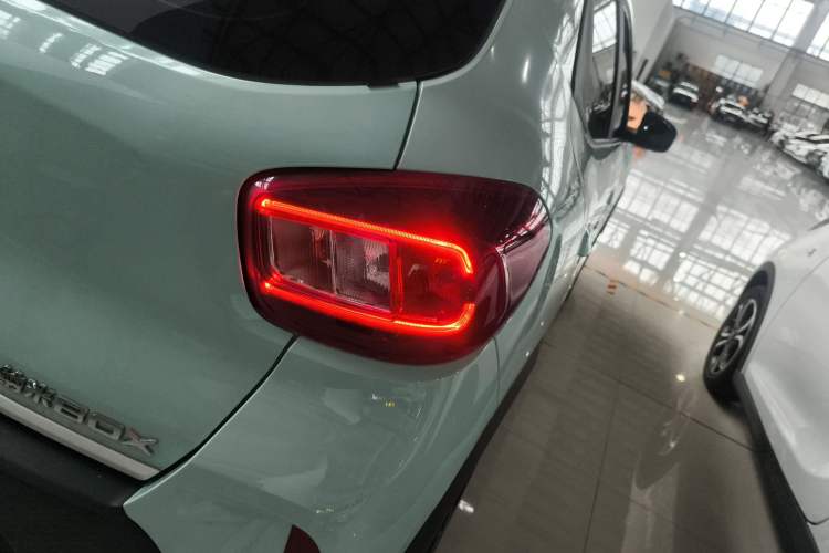 Used Dongfeng NAMMI EX1 2023 PRO Light Wind Edition Lightning Model Right Rear Taillight