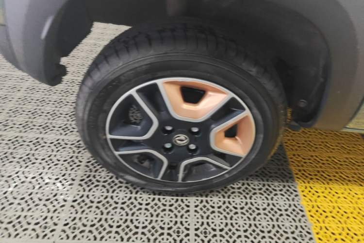 Used Dongfeng NAMMI EX1 2023 PRO Light Wind Edition Lightning Model Right Rear Wheel Hub