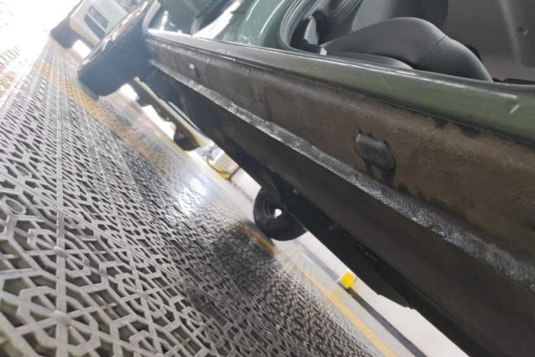 Used Dongfeng NAMMI EX1 2023 PRO Light Wind Edition Lightning Model Right Side Sill