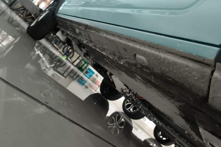 Used Dongfeng NAMMI EX1 2023 PRO Light Wind Edition Lightning Model Right Side Sill