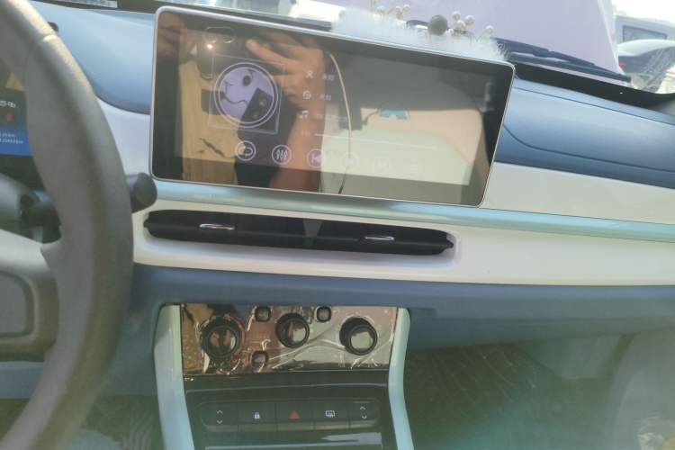 Used Dongfeng NAMMI EX1 2023 PRO Light Wind Edition Lightning Model Audio And AC Panel