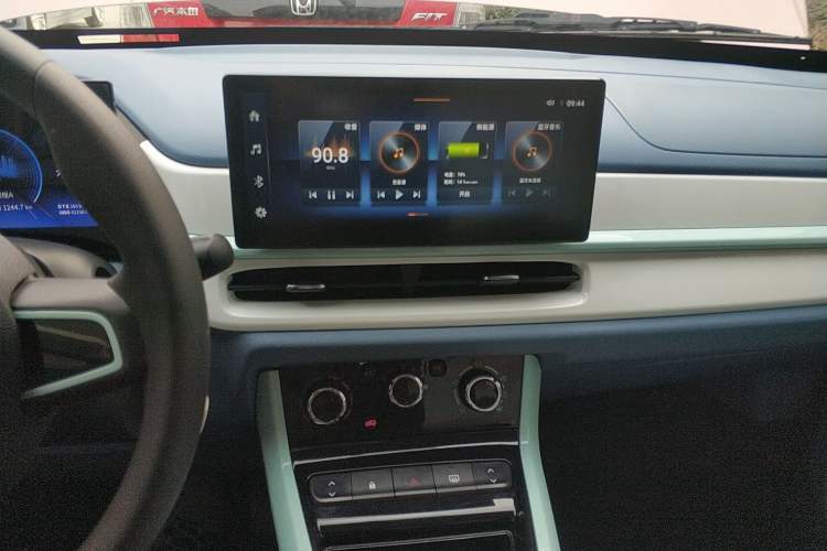 Used Dongfeng NAMMI EX1 2023 PRO Light Wind Edition Lightning Model Audio And AC Panel